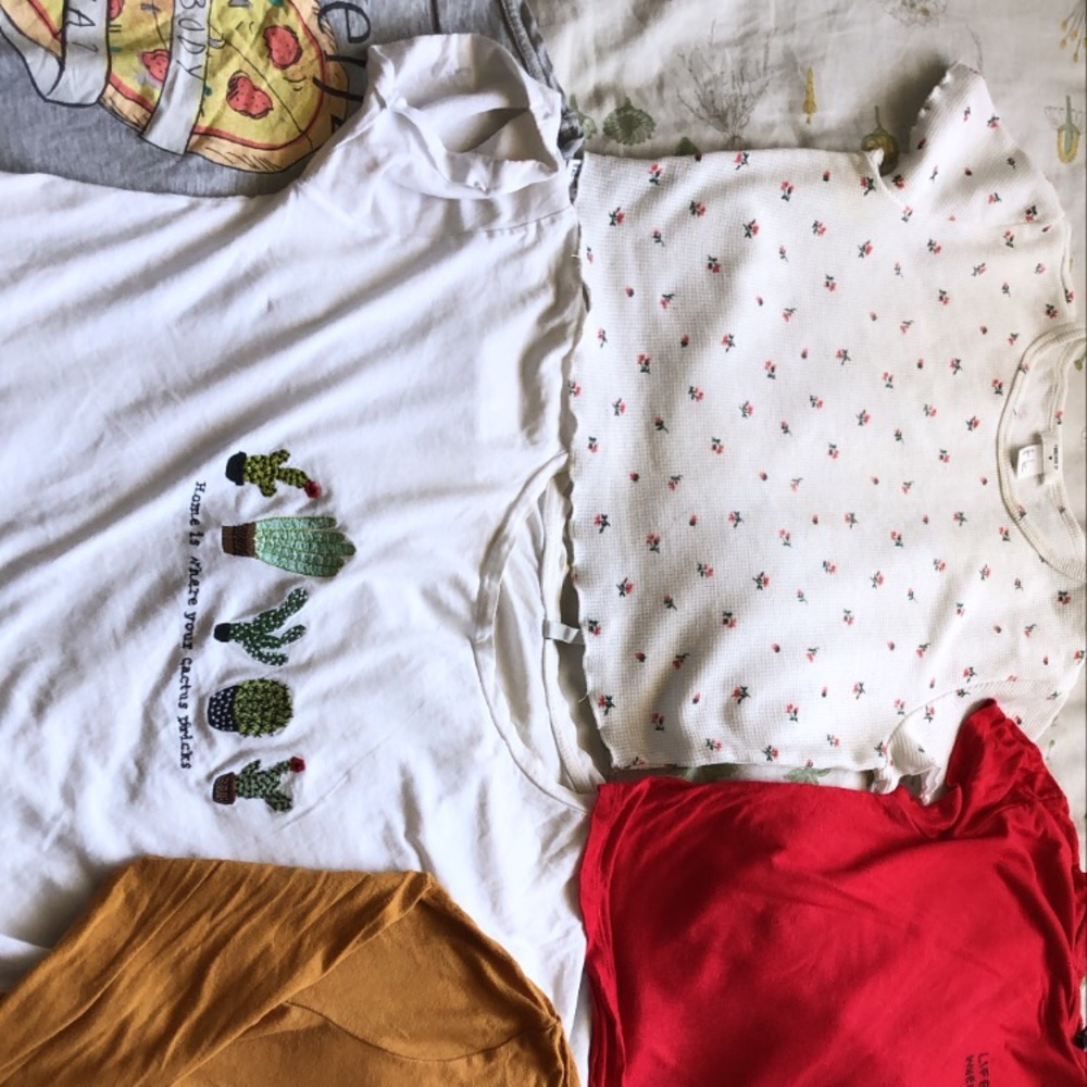 BUNDLE!! BERSHKA AND STRADIVARIOUS SHORT SLEEVES!